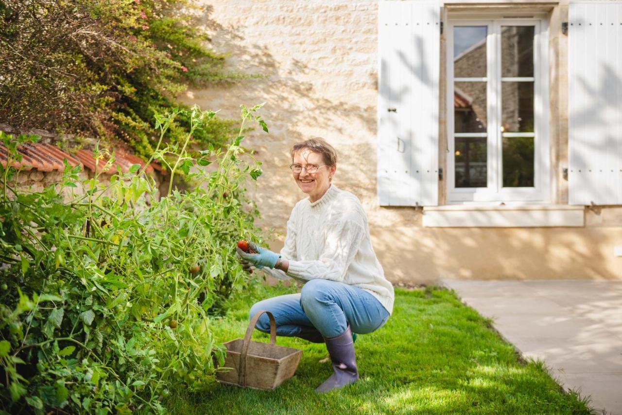 Reves D'Autise Bed & Breakfast Nieul-sur-l'Autise Bagian luar foto